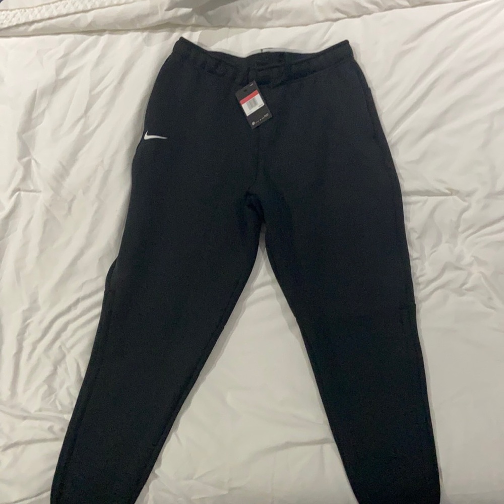 Nike Basketball Joggers